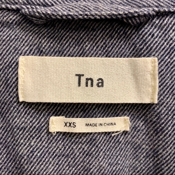 TNA button down - Picture 3 of 3